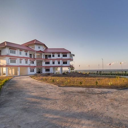 La Vue Resort Kāziranga Kültér fotó