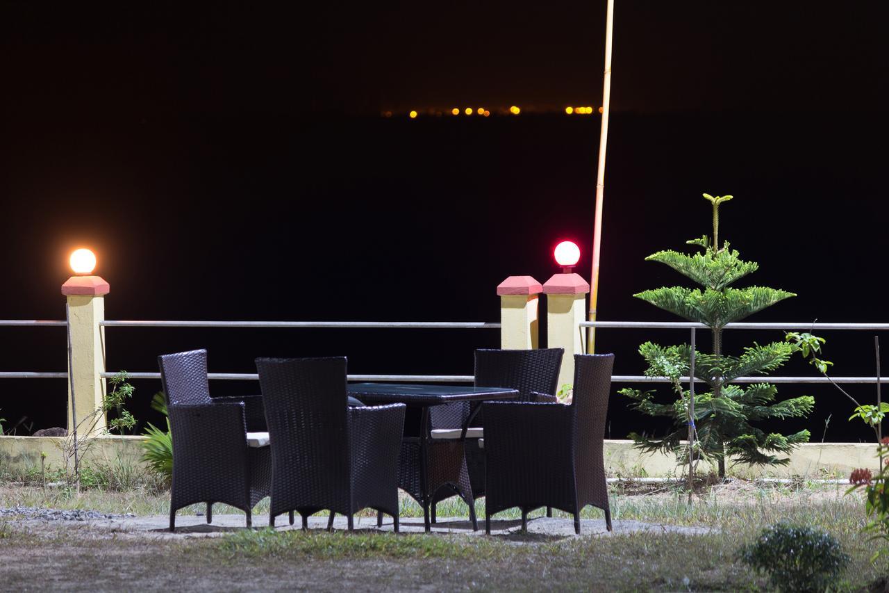 La Vue Resort Kāziranga Kültér fotó