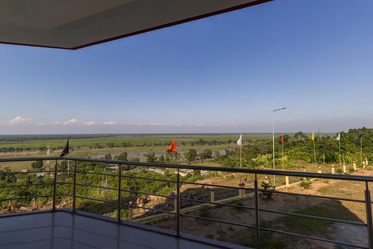 La Vue Resort Kāziranga Kültér fotó