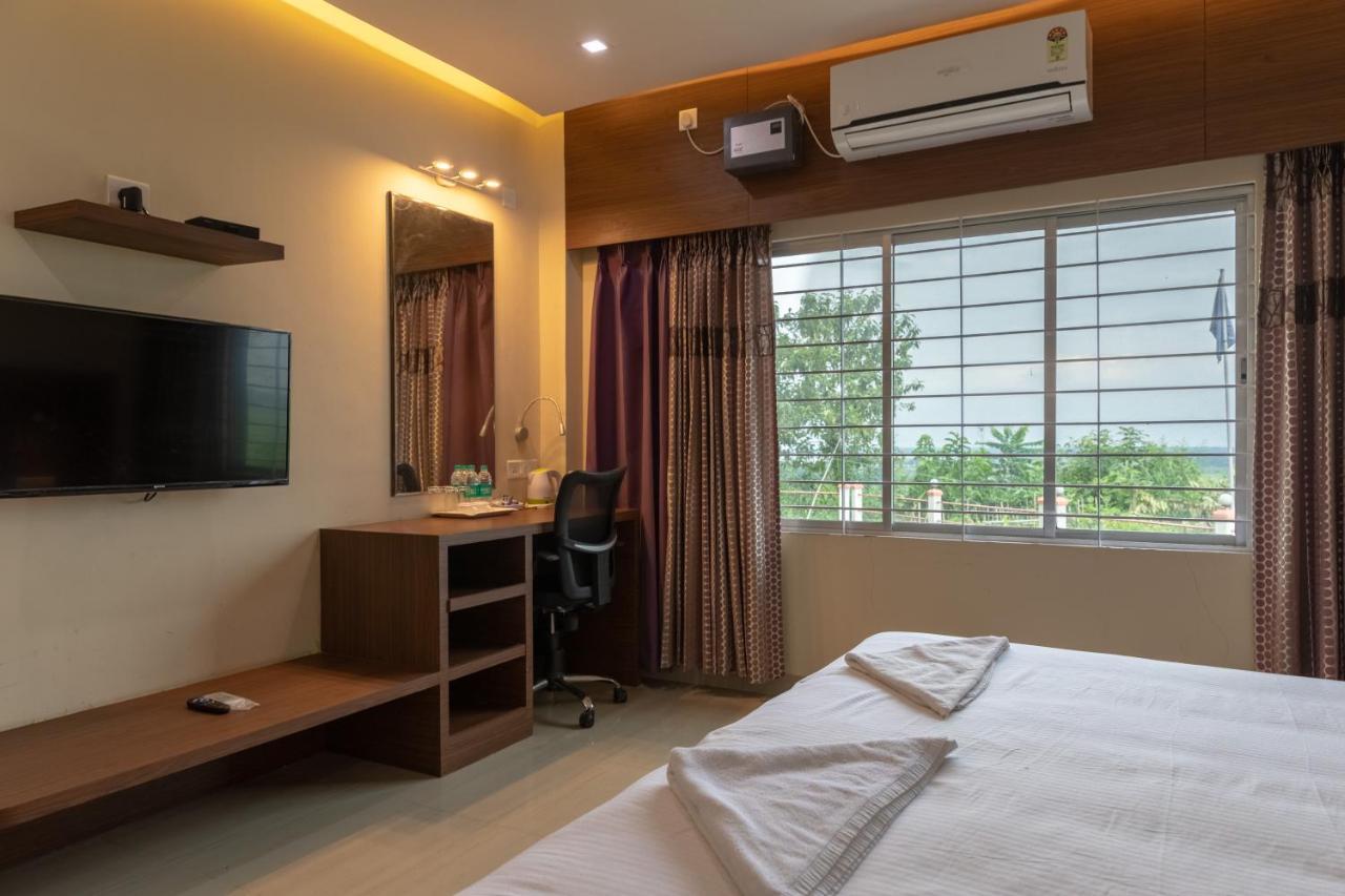 La Vue Resort Kāziranga Kültér fotó