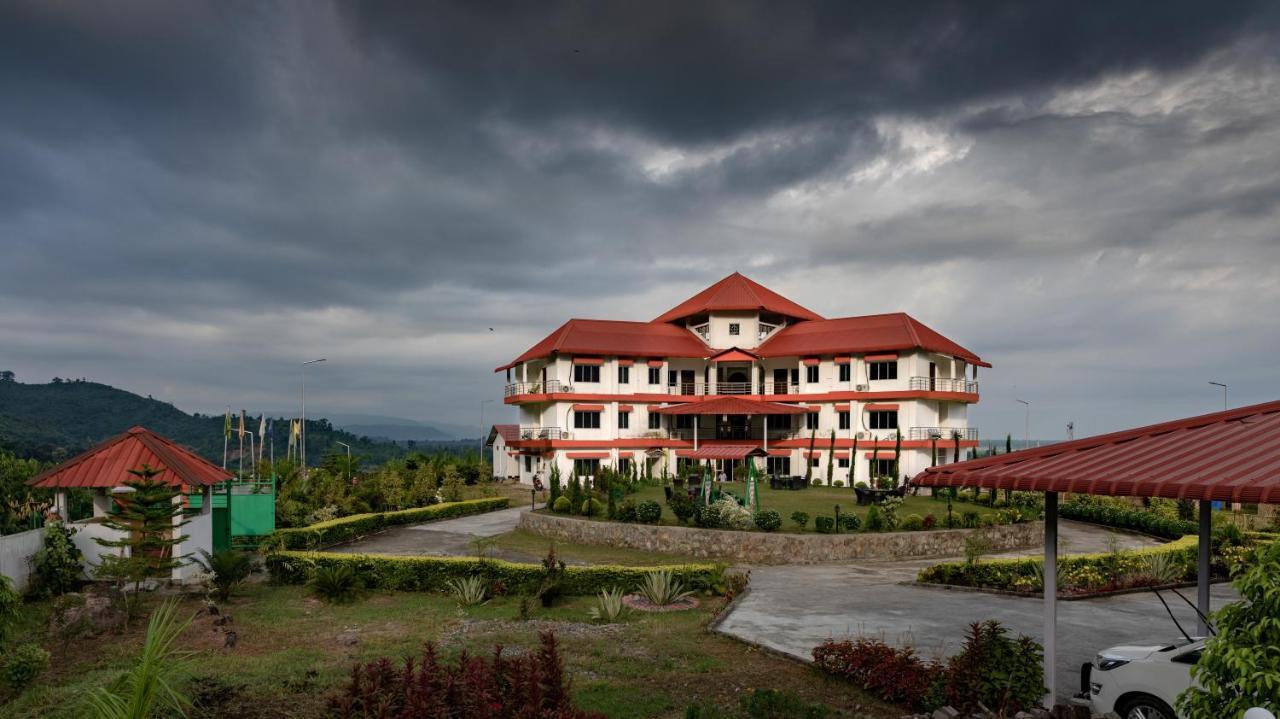 La Vue Resort Kāziranga Kültér fotó