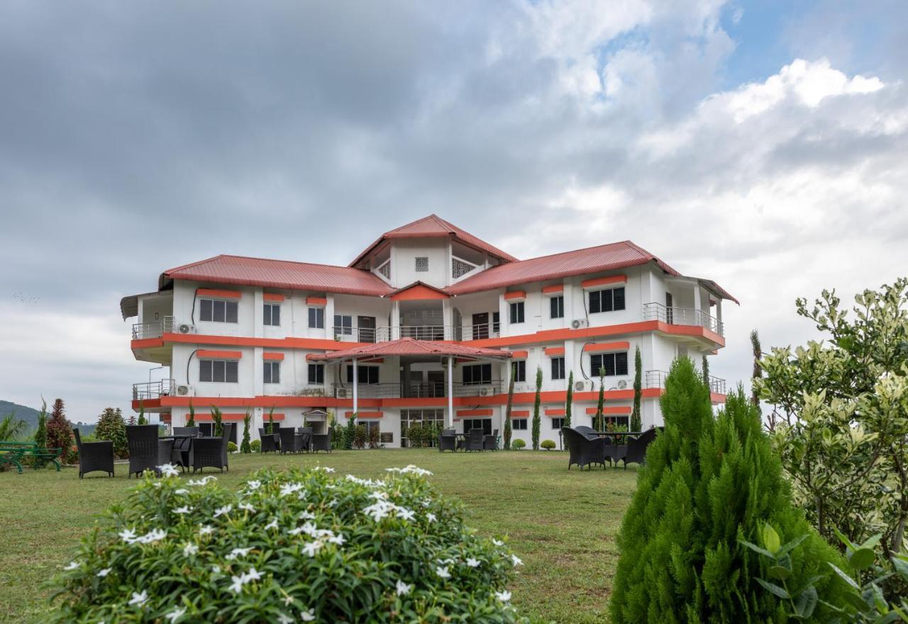 La Vue Resort Kāziranga Kültér fotó